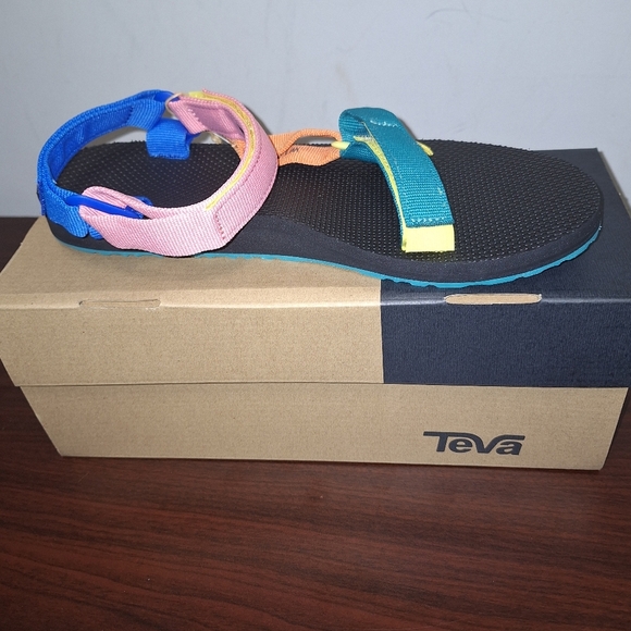 A pair of Teva Original Universal sandals with multicolored straps. NWT - Picture 6 of 9